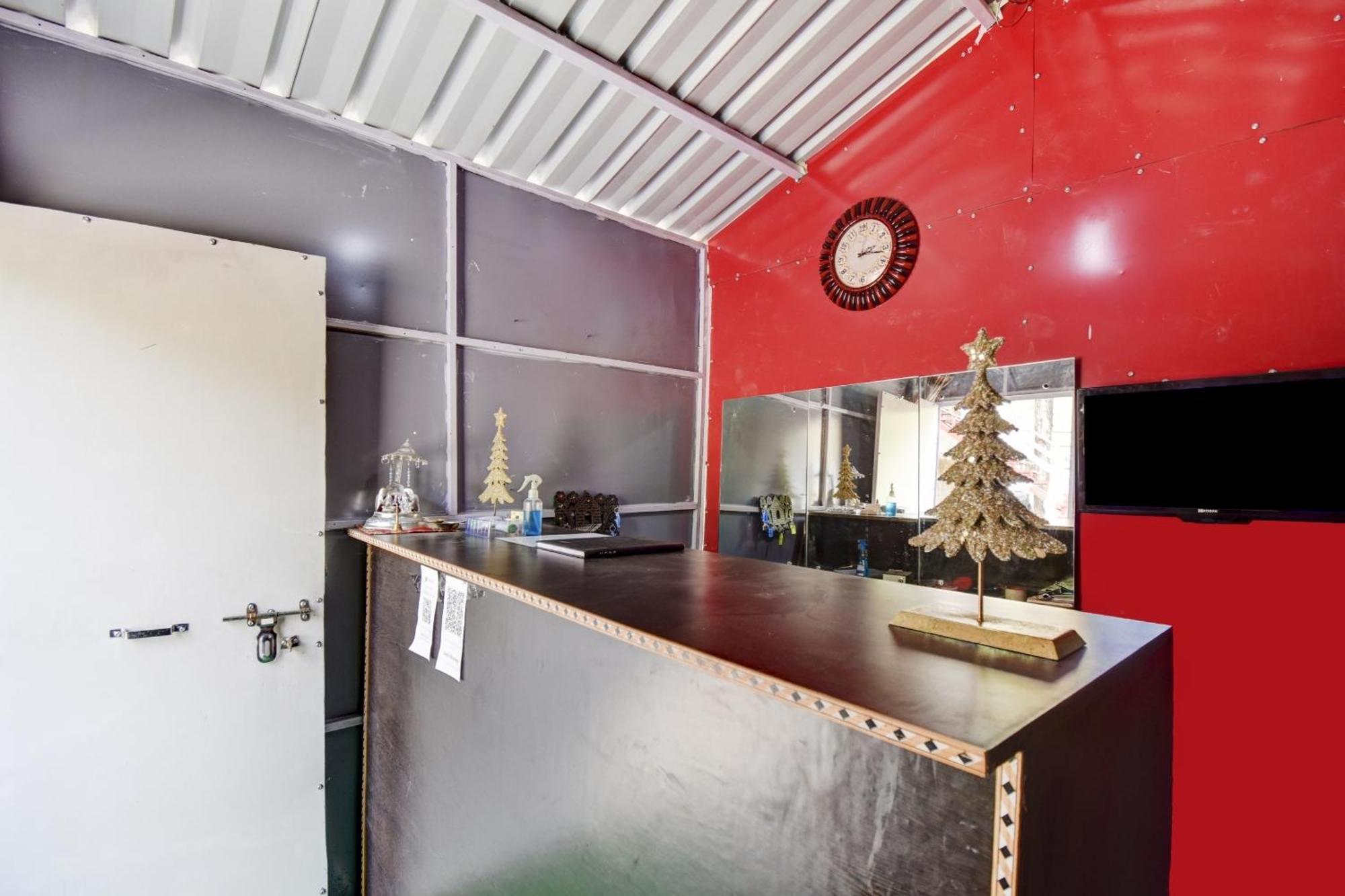 Hotel O Pine Tree Массури Экстерьер фото